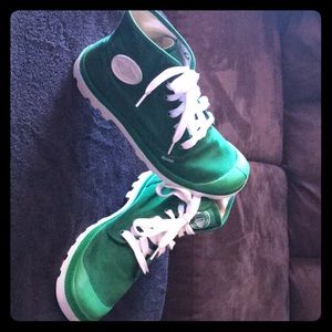 Men’s Palladium Boots Green and White 10.5